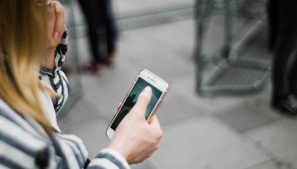 ギリシャに着いたときのeSIMの設定方法