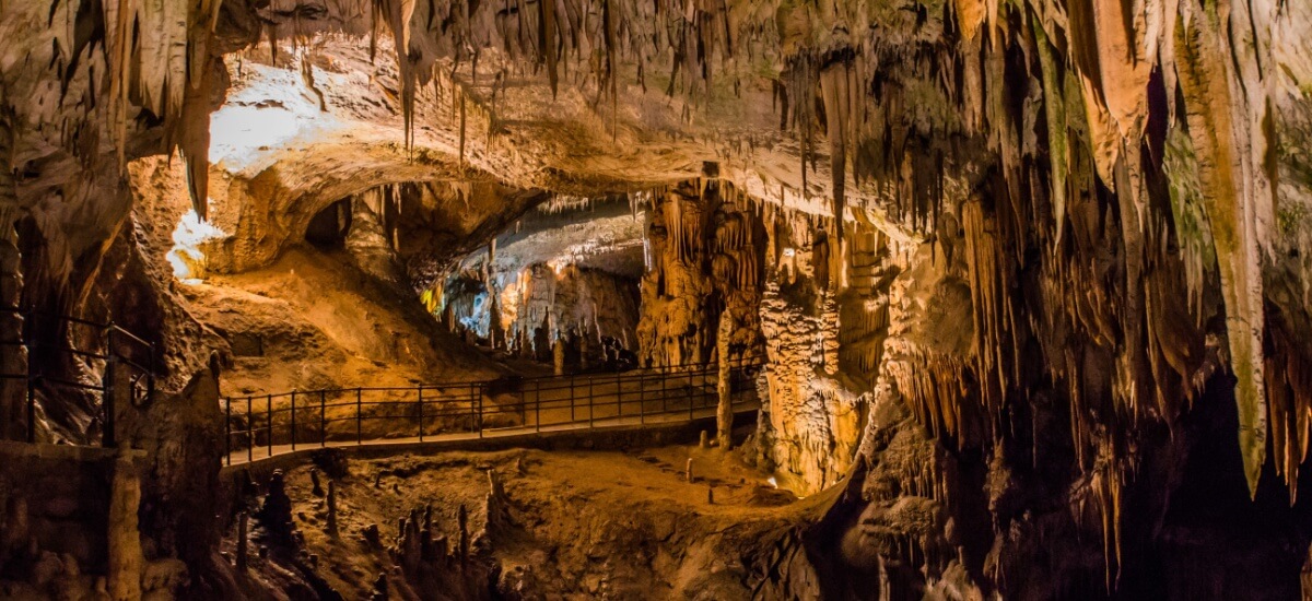 postonjai-cseppkobarlang