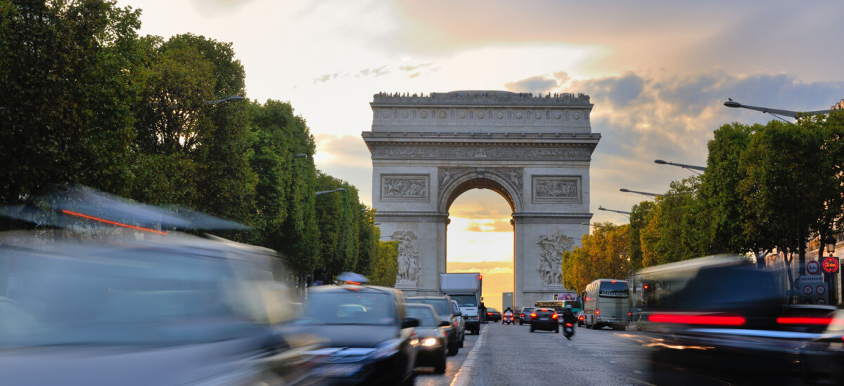 arc-de-triomphe-paris-france