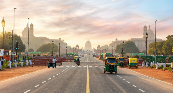 円からインド・ルピーへの両替はどこで、いつするのがおすすめ？