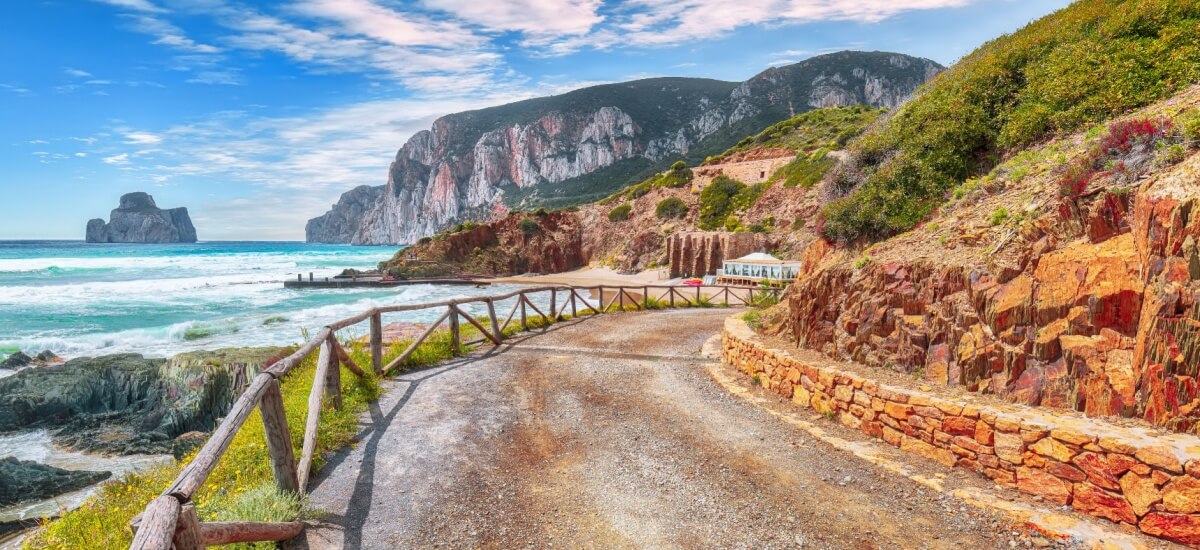 szardinia-turautvonalak