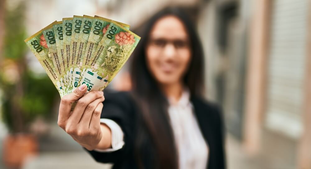 sacar-dinheiro-argentina