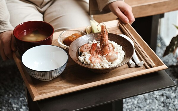 グルメ・観光地検索アプリ