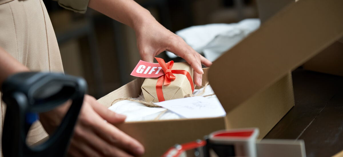 Shipping a gift to a customer
