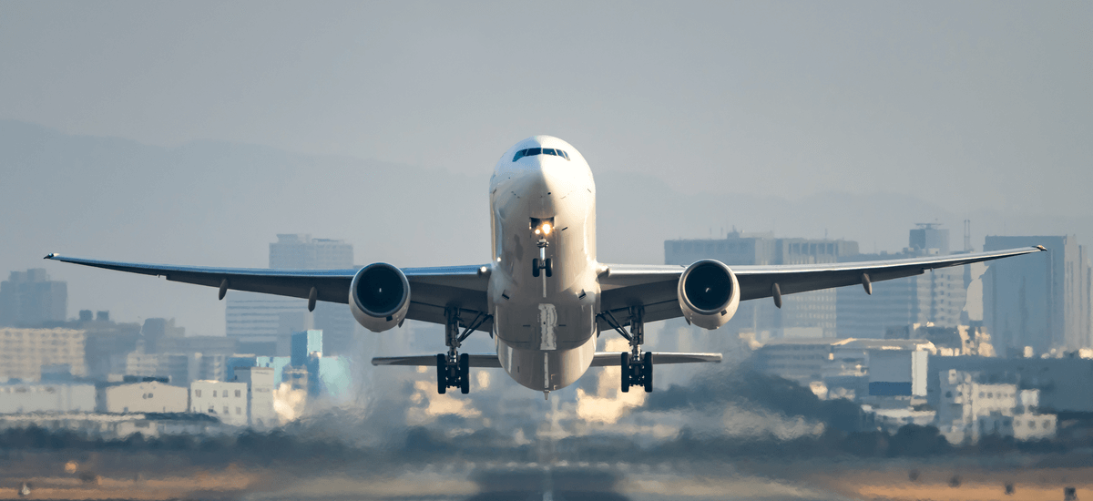 airplane-taking-off