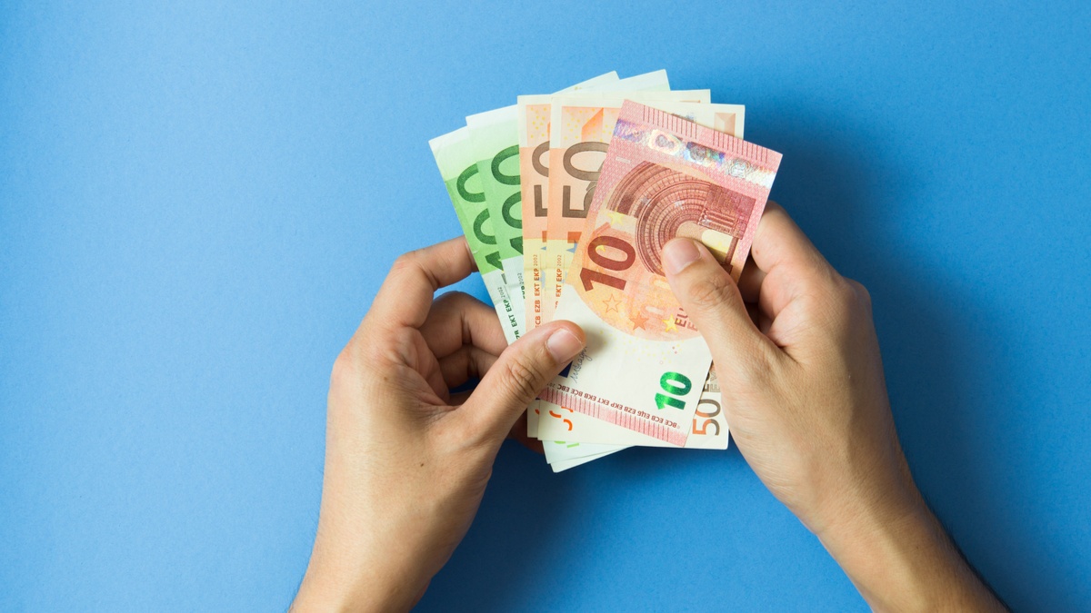 srednyaya-zarplata-v-germanii