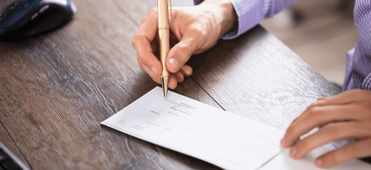 How to Fill out a Check: Step-by-step