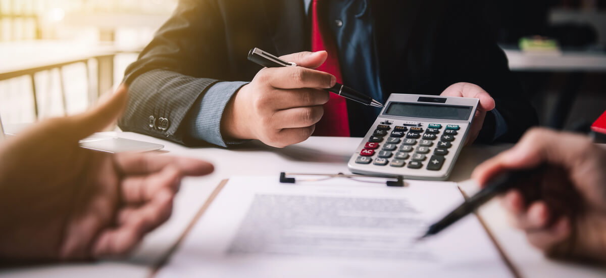 Forward contract fees