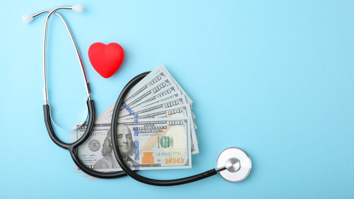 skolko-stoit-strahovka-v-ssha